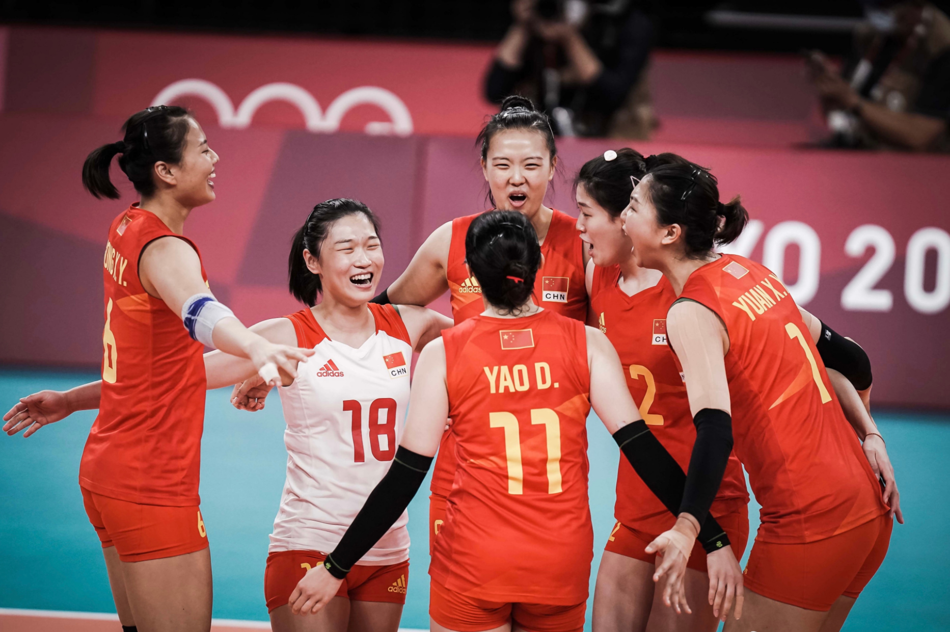 荣誉之战!中国女排无缘8强后3-0意大利,获东京奥运首胜
