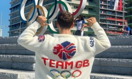 英国跳水冠军戴利奥运期间热衷织毛衣，中国女冠军要求下订单