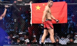 UFC267中國選手李景亮不敵奇馬耶夫 遺憾失利但表現頑強