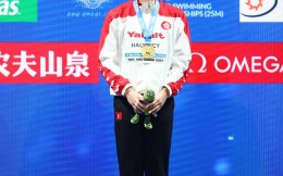 香港女飛魚何詩蓓短池世錦賽破世界紀錄奪冠 創多個“第一” 