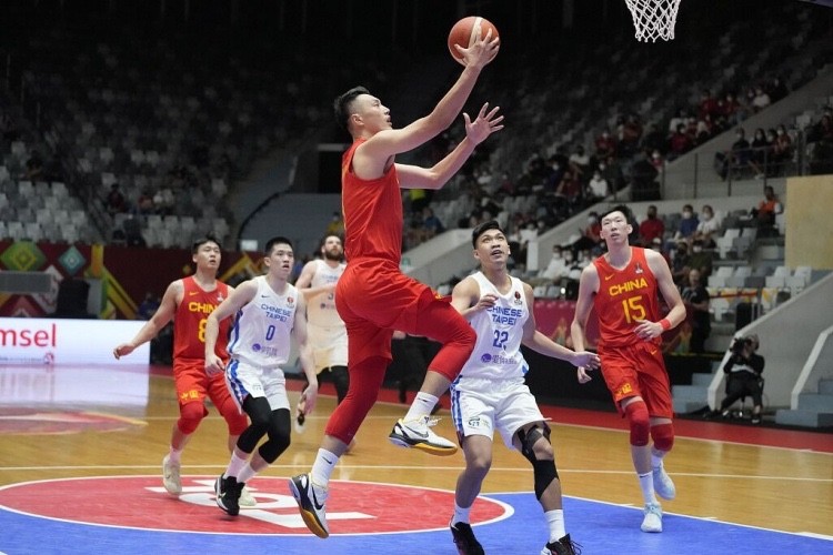 中国男篮95-80轻取中国台北 下场对阵东道主印尼争夺八强席位