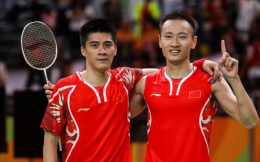 张楠宣布退出中国羽毛球队