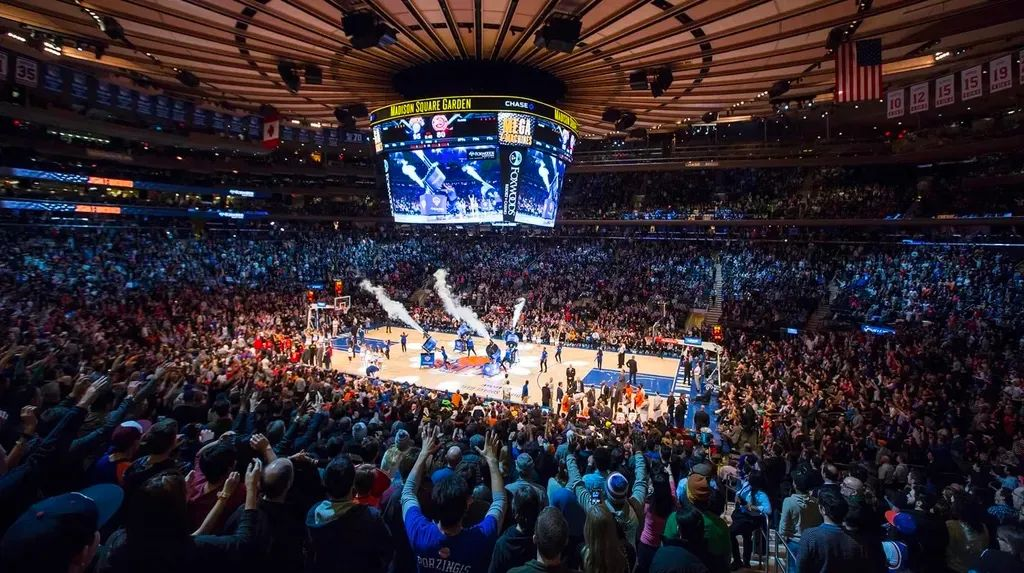 体育早餐10.11|SPORTFIVE与NBA纽约尼克斯队达成全球独家合作