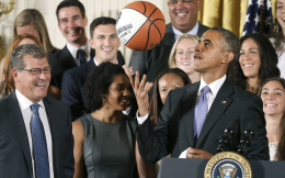 史上最大牌老板？美媒曝前总统奥巴马加入NBA太阳队竞购