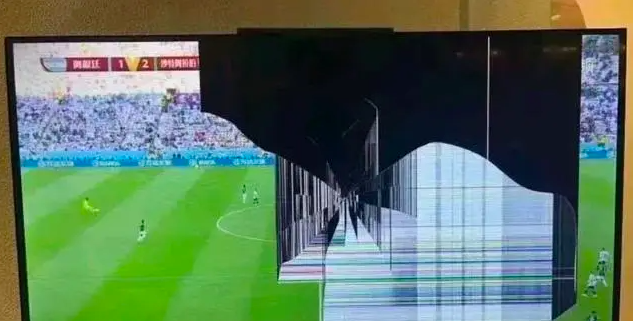 世界杯冷門頻出，多家彩電廠商宣布“電視砸壞0元換”