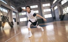 “关键女王”王思雨加盟安踏篮球背后，女子体育的商业价值正被改写